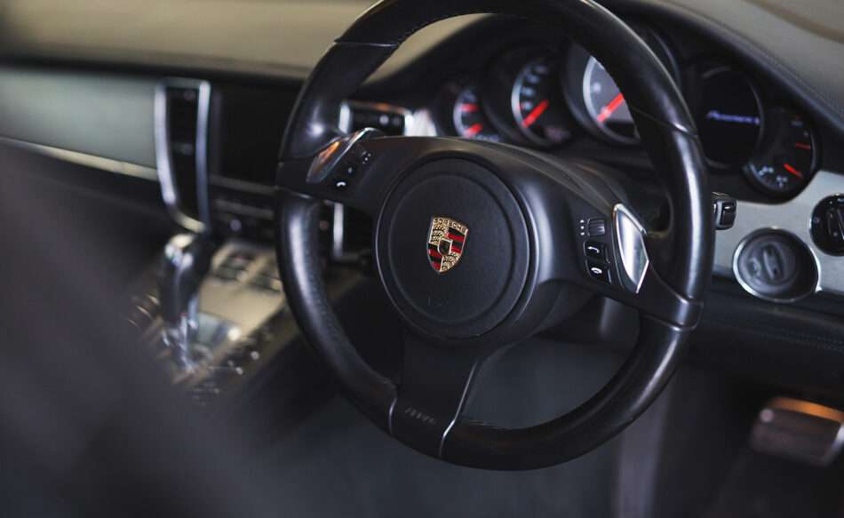 Porsche steering wheel